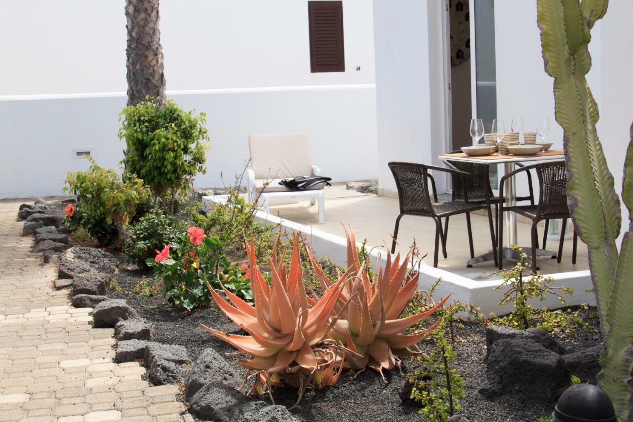 Charco Del Palo Bungalows Bagian luar foto