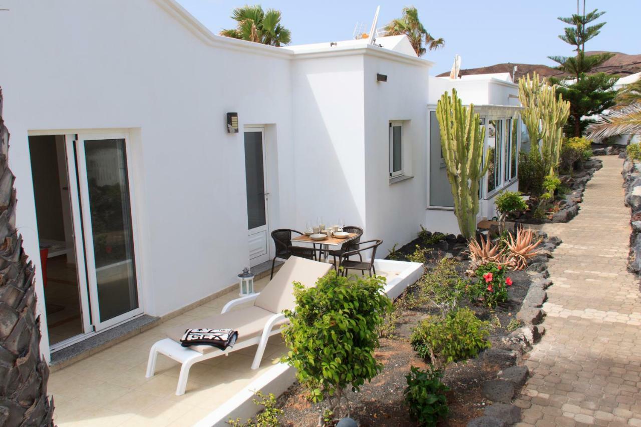 Charco Del Palo Bungalows Bagian luar foto