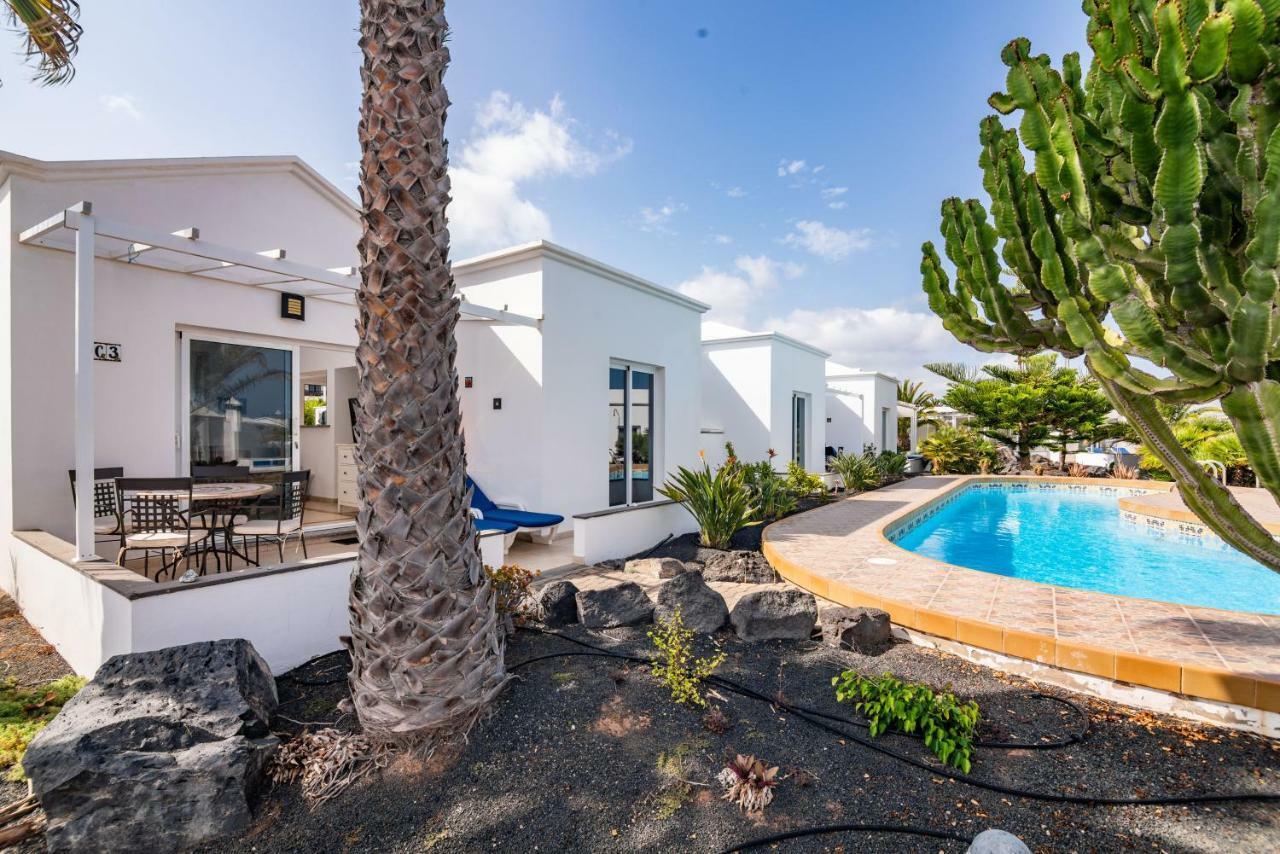 Charco Del Palo Bungalows Bagian luar foto