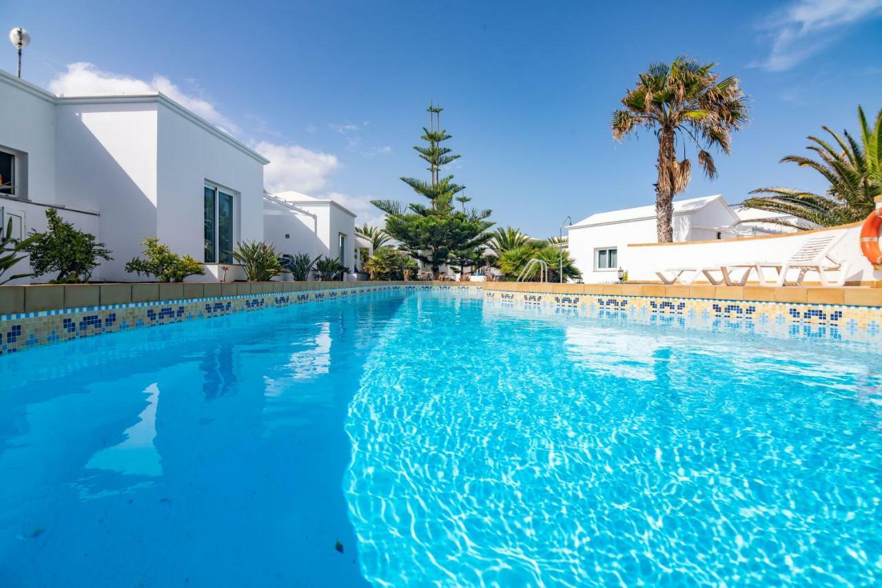 Charco Del Palo Bungalows Bagian luar foto